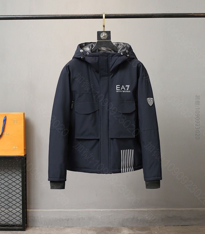秋冬最新款 官网同步款阿玛尼羽绒服