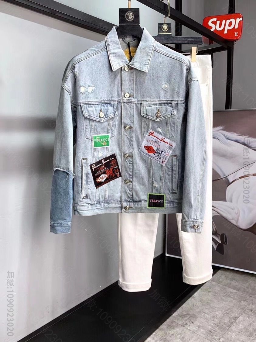 范思哲 徽章牛仔外套