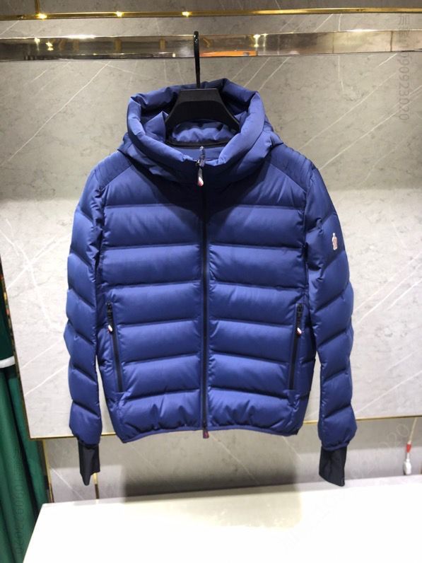 蒙家 20秋冬新款防风防水休闲连帽羽绒服