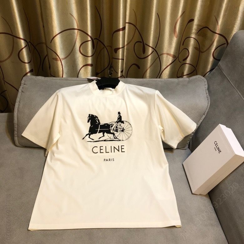 celine21双轮马车系出宽松短袖