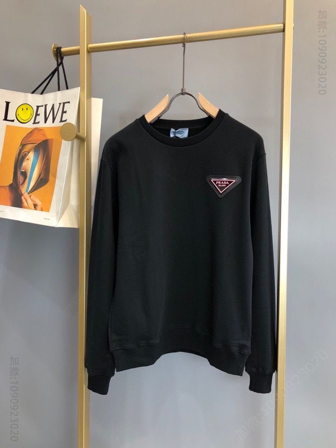 Prada 2023秋冬新款三角标圆领套头卫衣