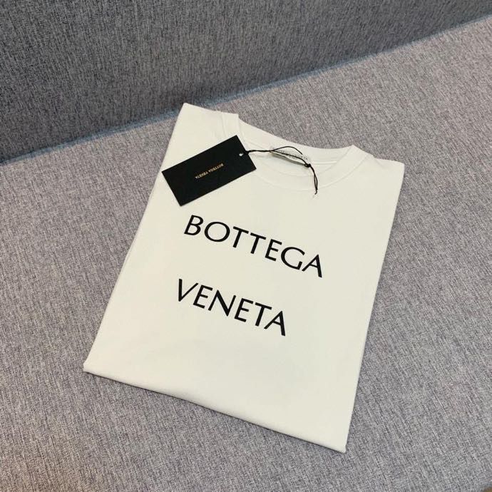 Bottwge Veneta基础简约字母LogoT恤