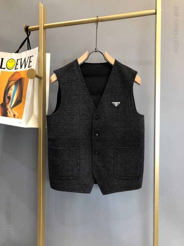 PRADA 三角标羊呢马甲背心