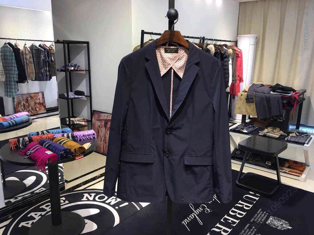 巴宝莉男士天丝棉质薄款修身西服