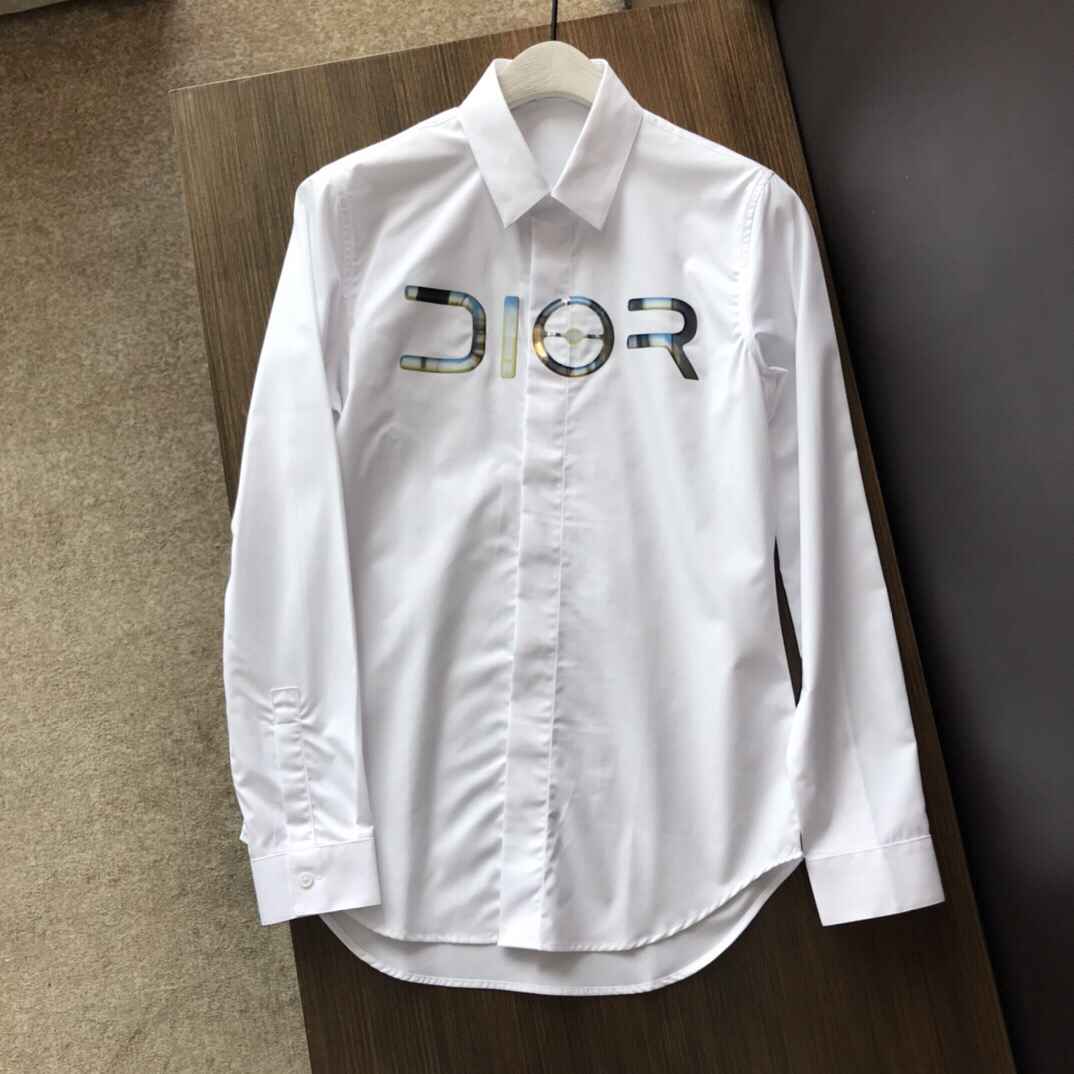 DIO、2023SS最新发售。字母Logo休闲衬衫