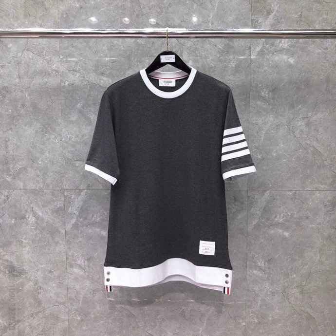汤姆·布朗 (THOM BROWNE) 超爆款现货.白边色织四杠短T短袖
