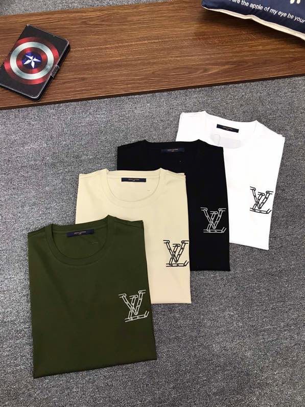新款LV路易登 柜在售！！廓型圆领T恤衫