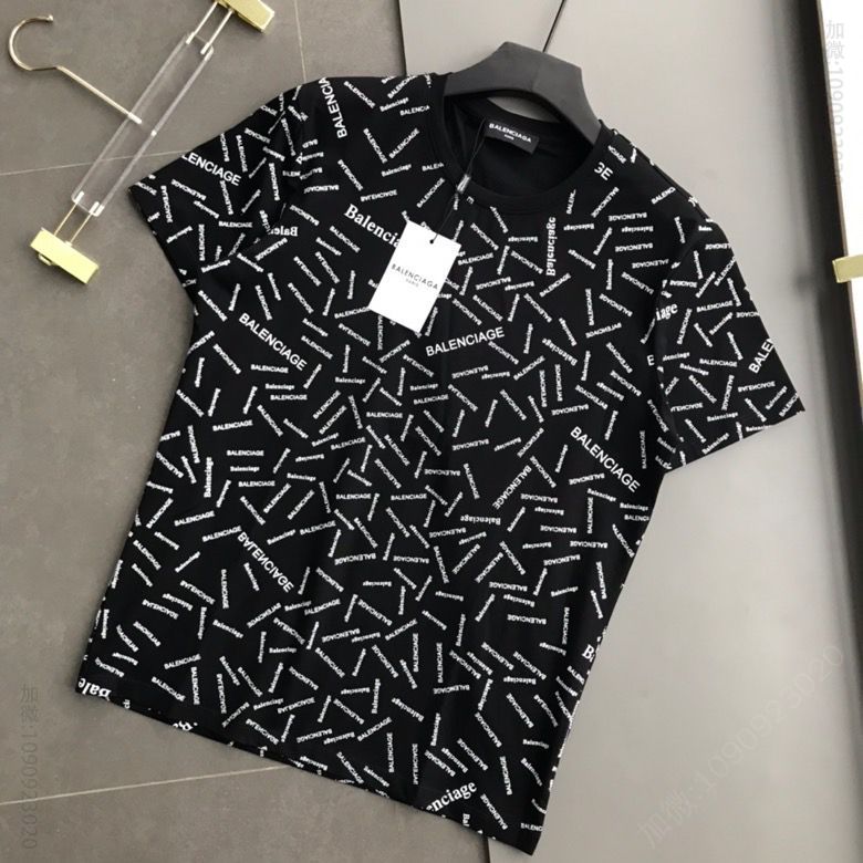 BALENCIAGA巴黎世家新款短袖满身LOGO 字母印花