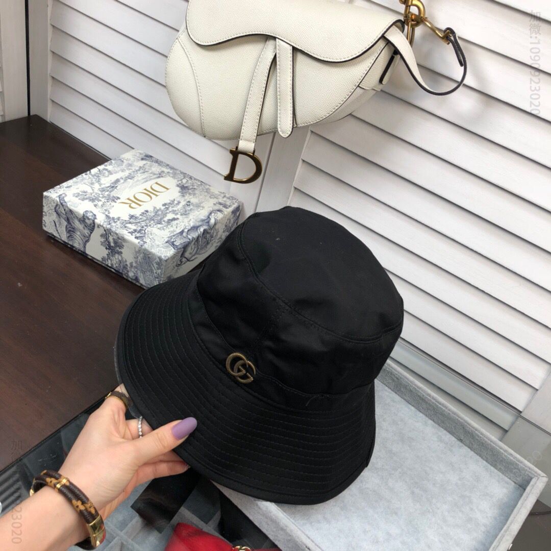 GUCCI古驰新款双G金属LOGO系列沙滩帽