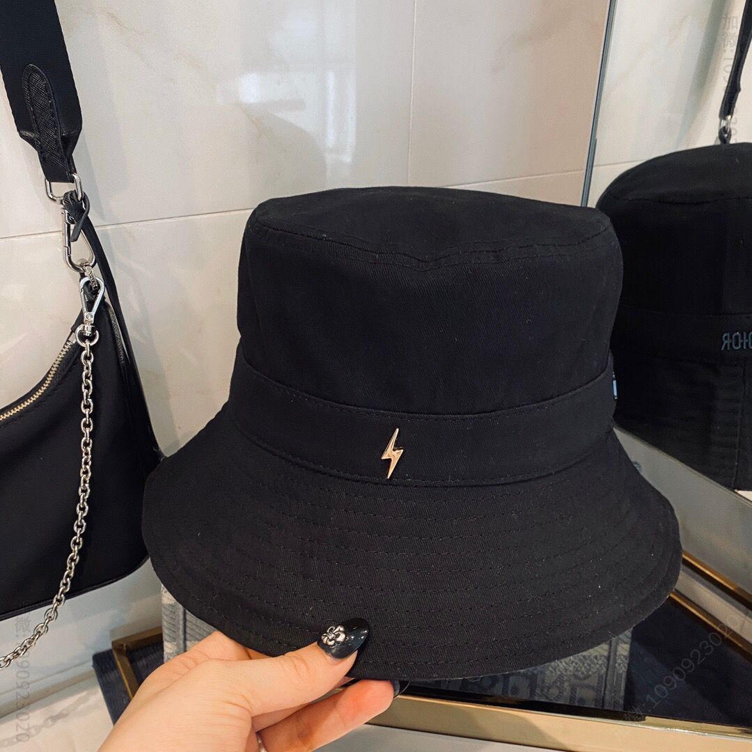 Dior迪奥20秋冬款棉布小闪电渔夫帽
