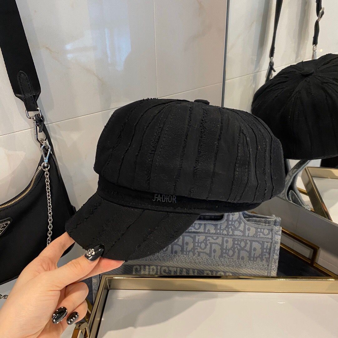 Dior迪奥新款立体提花八角帽