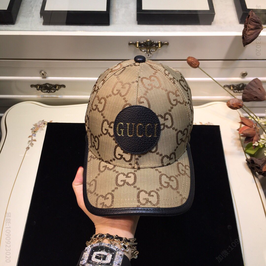 GUCCI古驰全新Off The Grid 系列中性风格鸭舌帽