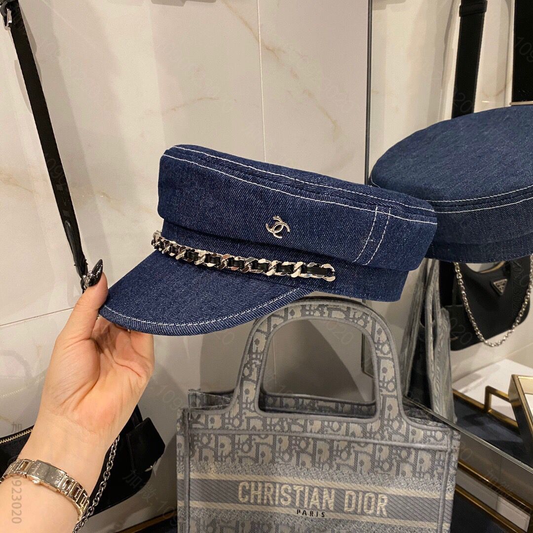 CHANEL香奈儿时尚小香风皮链条军帽报童帽