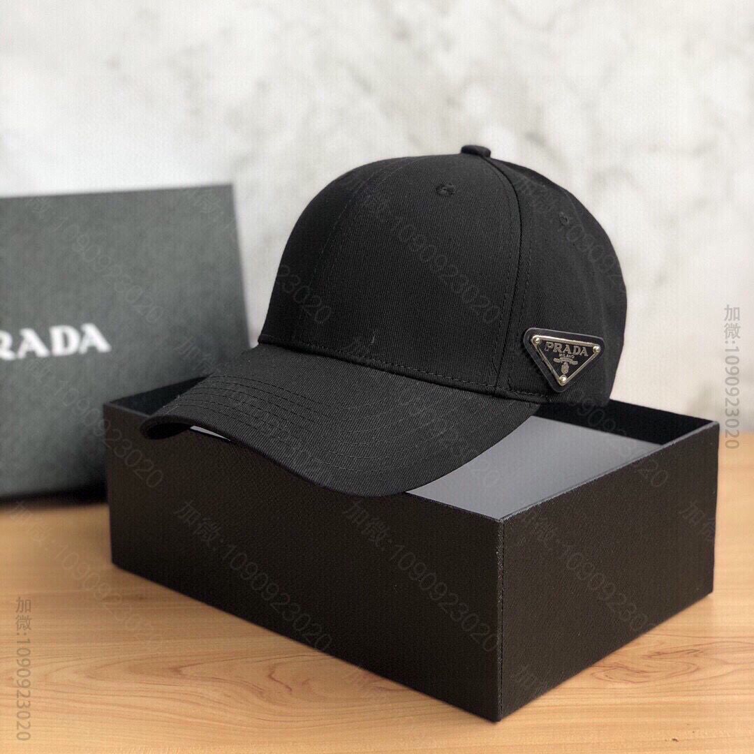 PRADA普拉达牛皮微标男女通用经典原单棒球帽