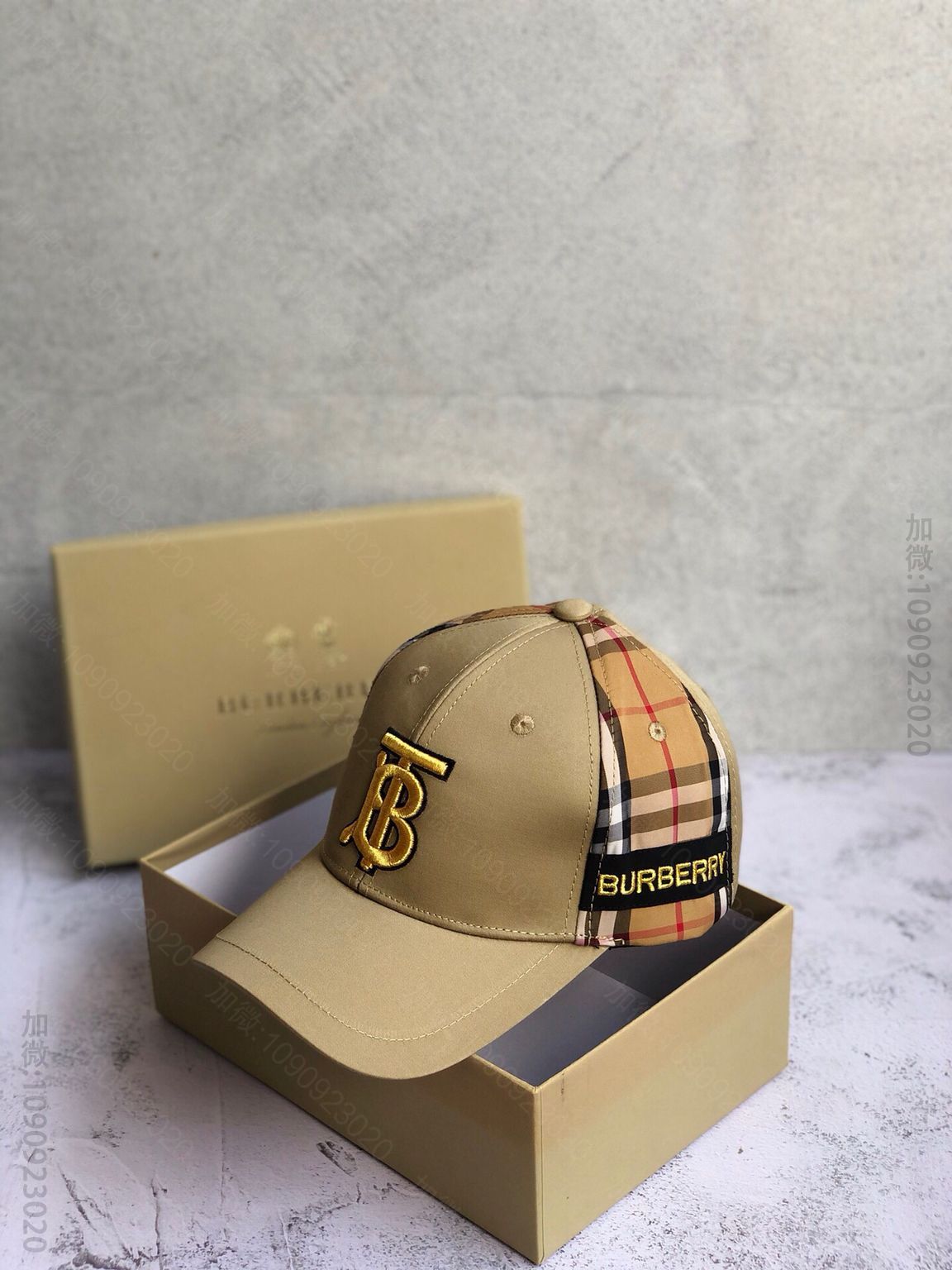 Burberry巴宝莉格子新款棒球帽