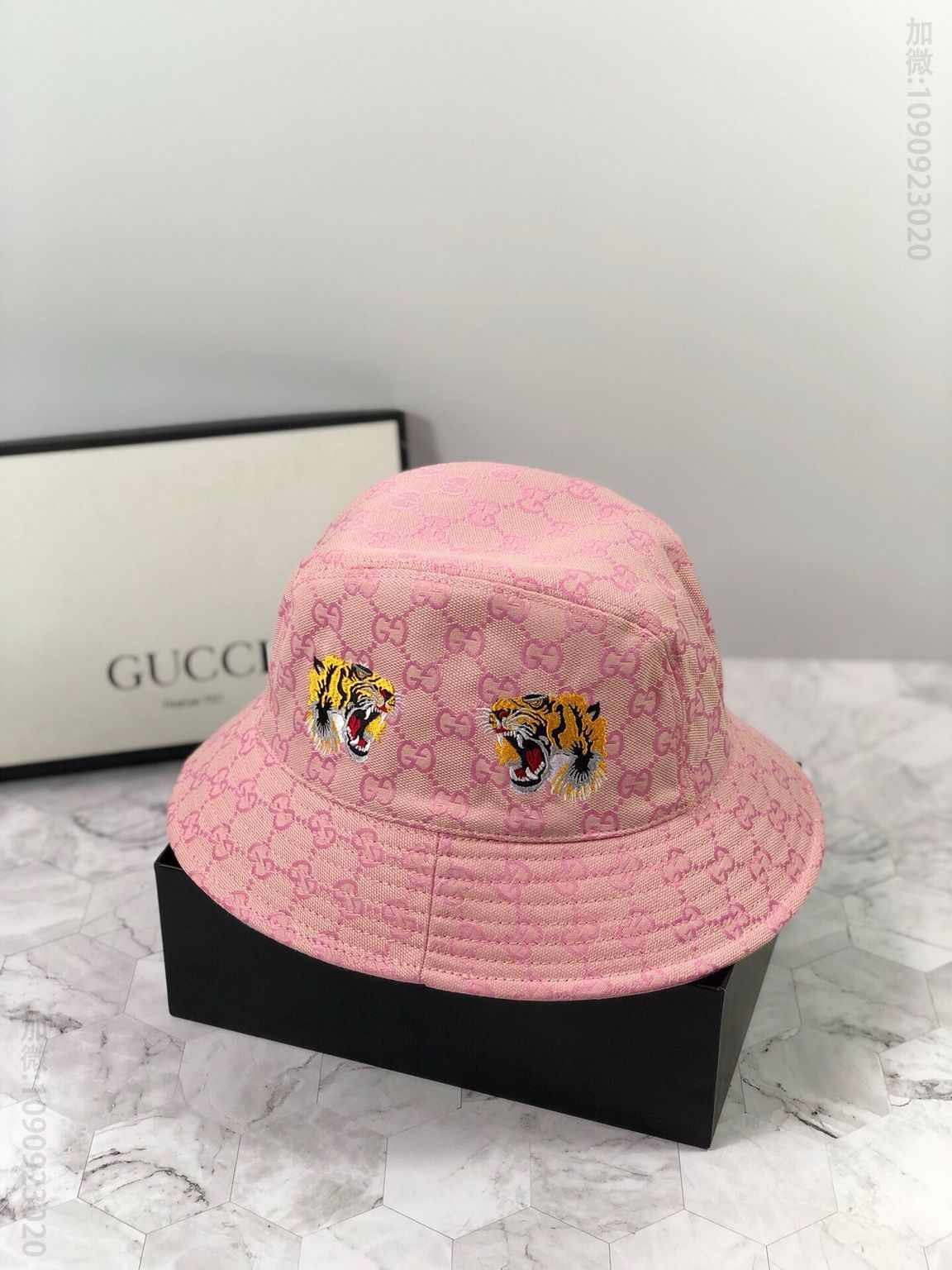 GUCCI古驰虎头刺绣渔夫帽