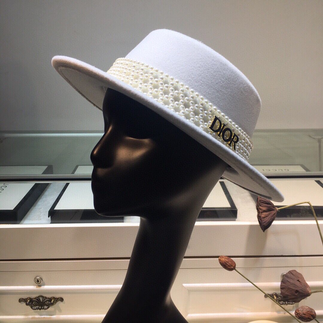 精仿迪奥女款帽子 迪奥女款帽子 Dior迪奥新品毛呢平顶礼帽 迪奥帽子 