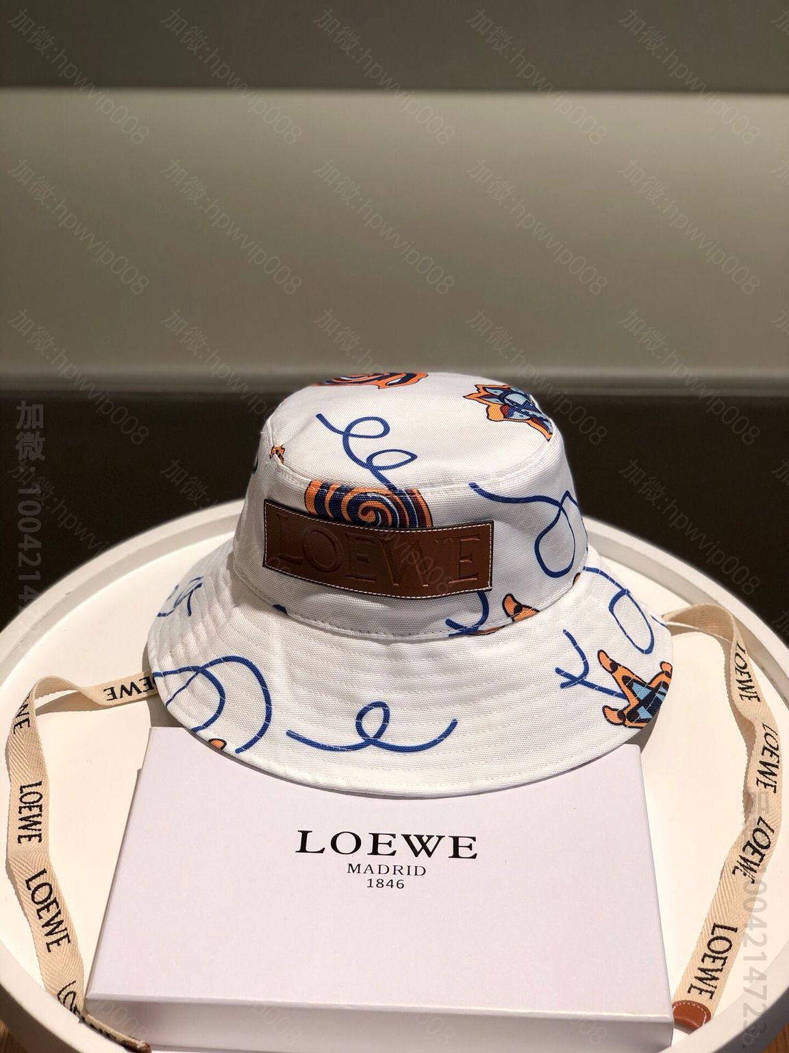 高仿罗意威男女款帽子 罗意威帽子 LOEWE罗意威 男女通用渔夫帽 