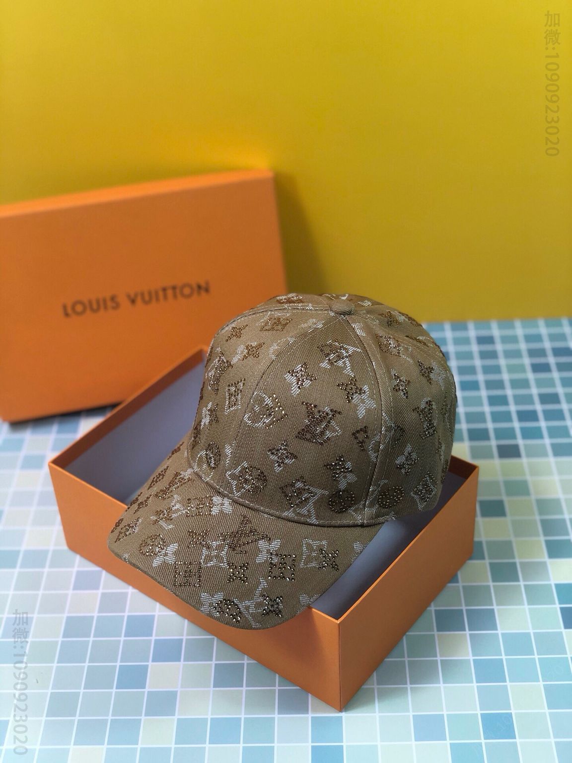 LV路易威登金属LOGO全帽烫钻棒球帽