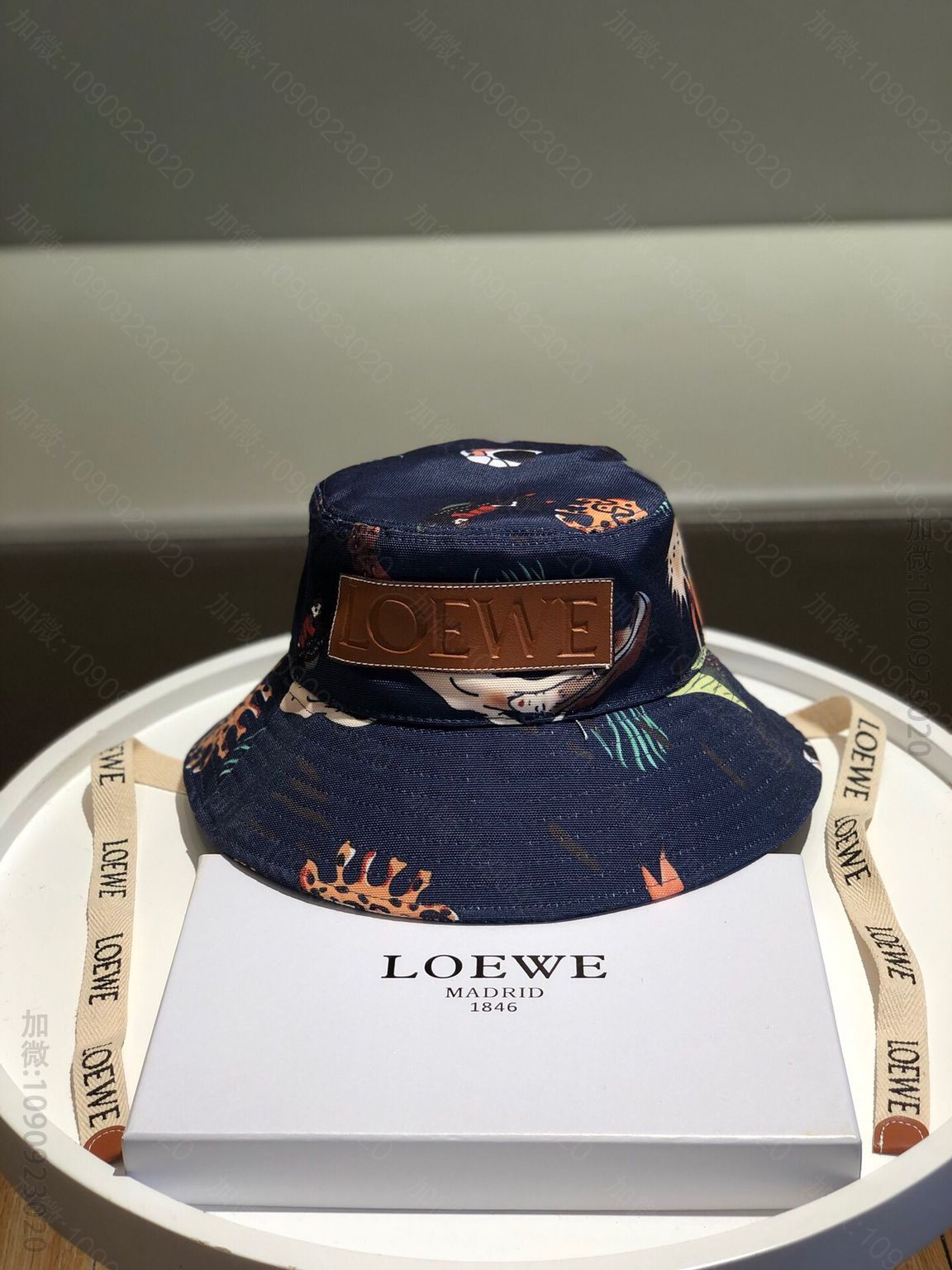 LOEWE罗意威 Paula’slbiza 帆布 印花 渔夫帽