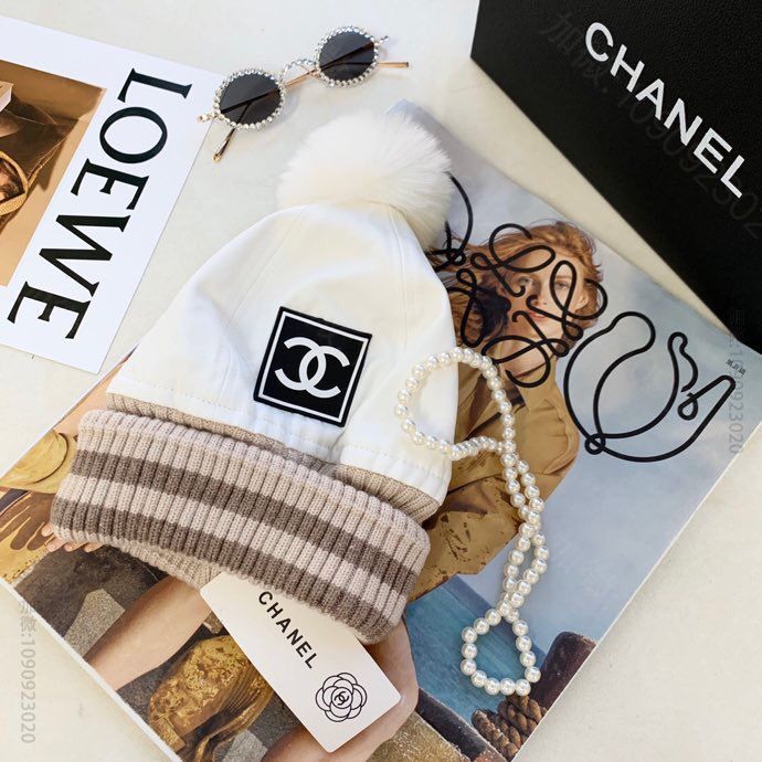 Chanel vintage中古系列小香毛球滑雪帽