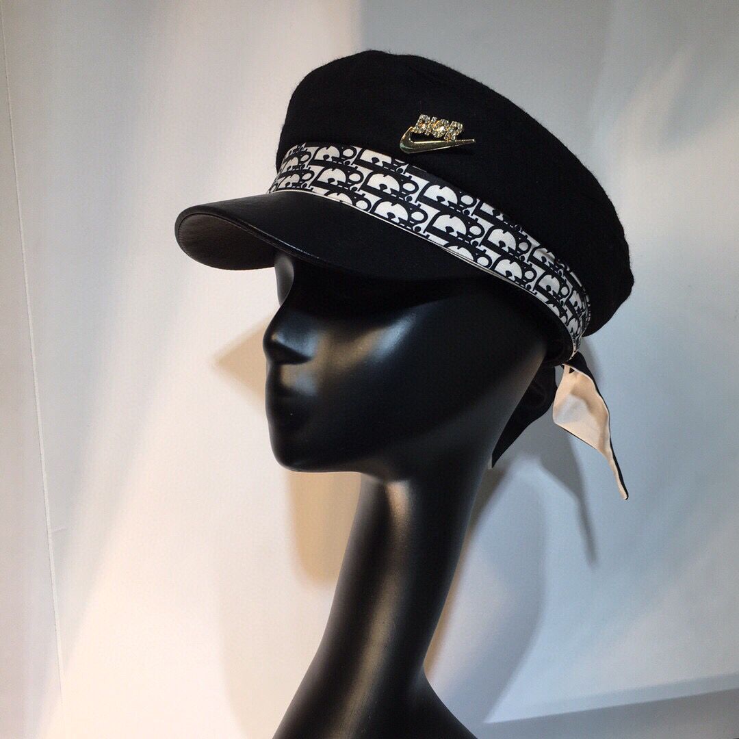 Dior迪奥丝巾搭配经典简约海军帽