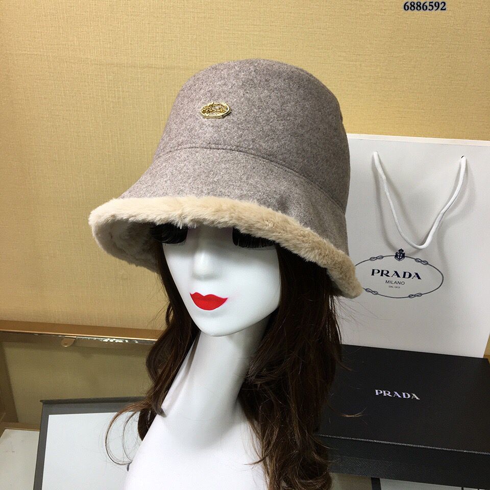 原单普拉达女款帽子 PRADA普拉达新款羊毛桶帽渔夫帽 原单普拉达女款帽子货源 
