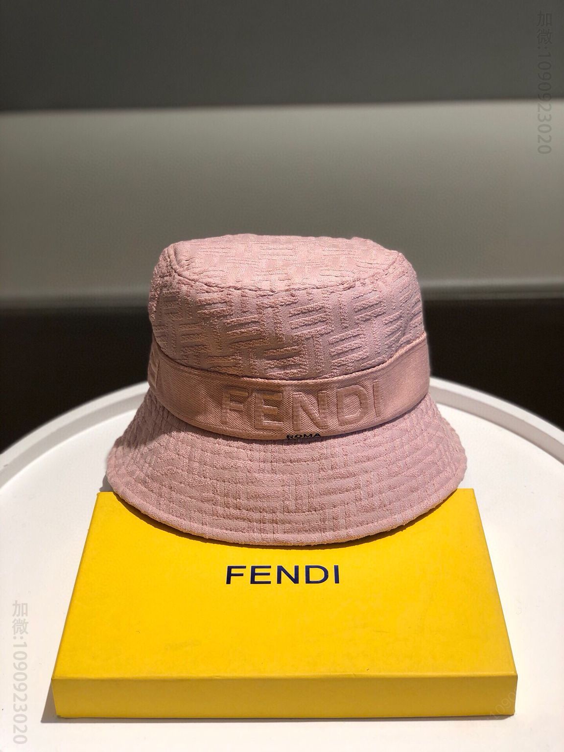 FENDI芬迪情侣款FF原单渔夫帽