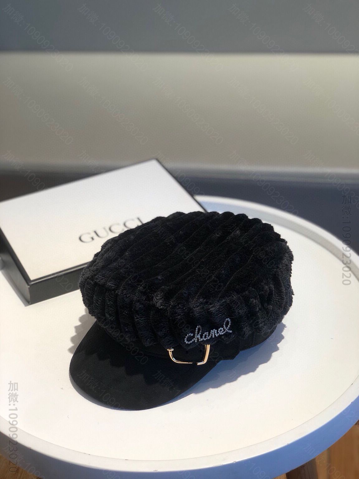 GUCCI古驰早秋系列绒毛军帽