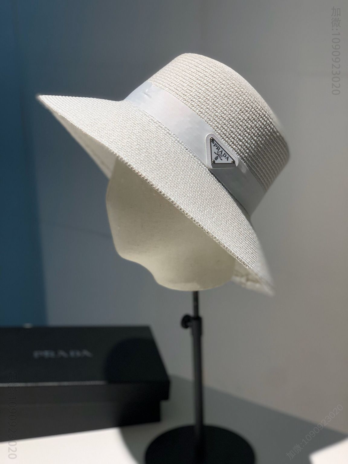 PRADA普拉三角标logo礼帽大檐帽