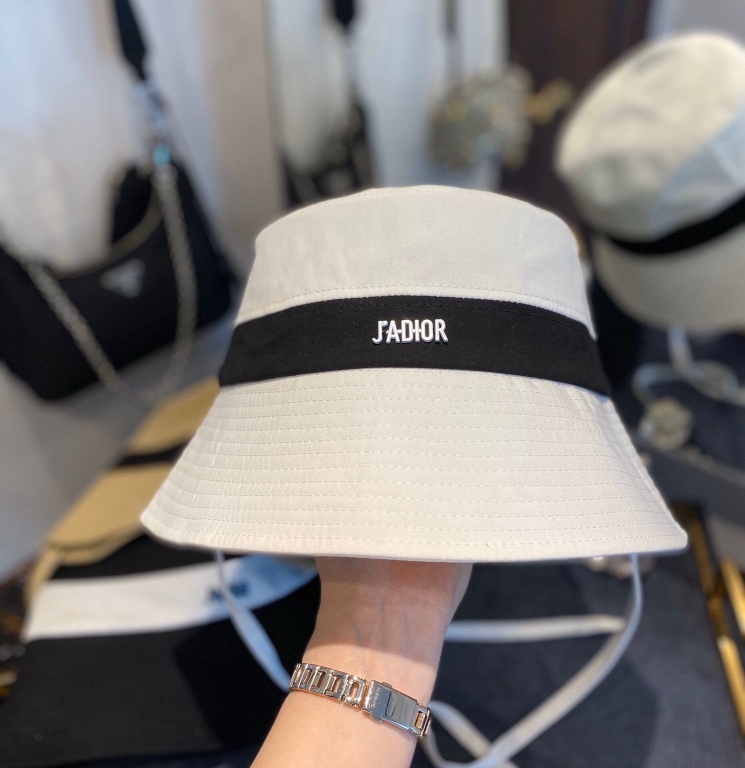 Dior迪奥100%棉布撞色桶帽渔夫帽