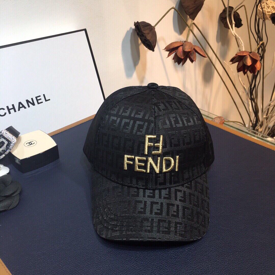 FENDI芬迪FF暗纹logo男女通用棒球帽鸭舌帽