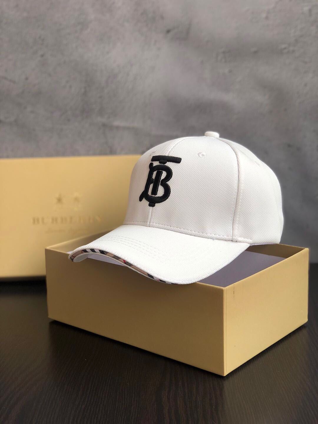 博柏利Burberry经典新款BT原单棒球帽鸭舌帽