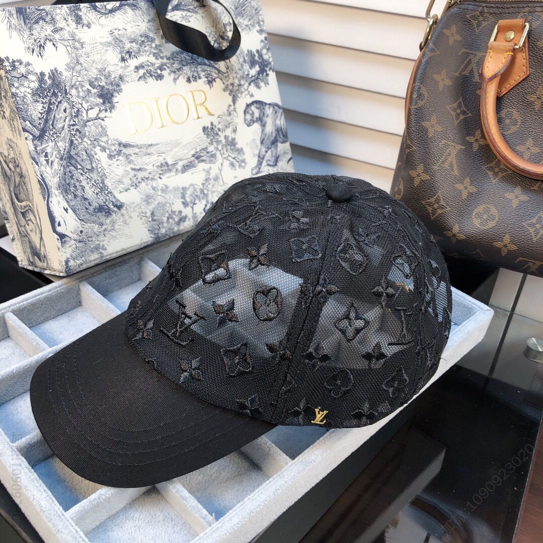 LV路易威登蕾丝logo刺绣棒球帽鸭舌帽