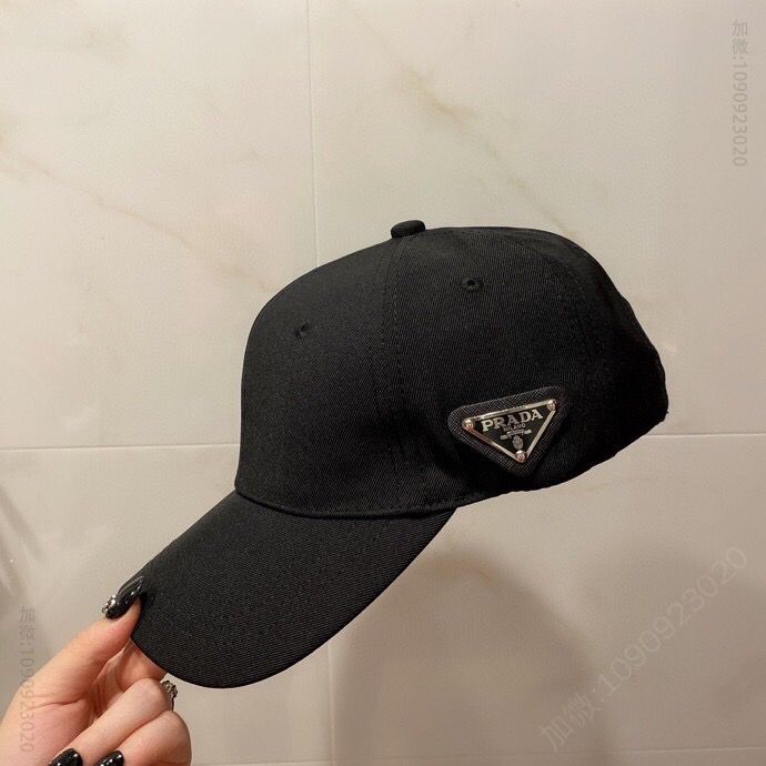 PRADA普拉达新款三角标男女通用棒球帽鸭舌帽