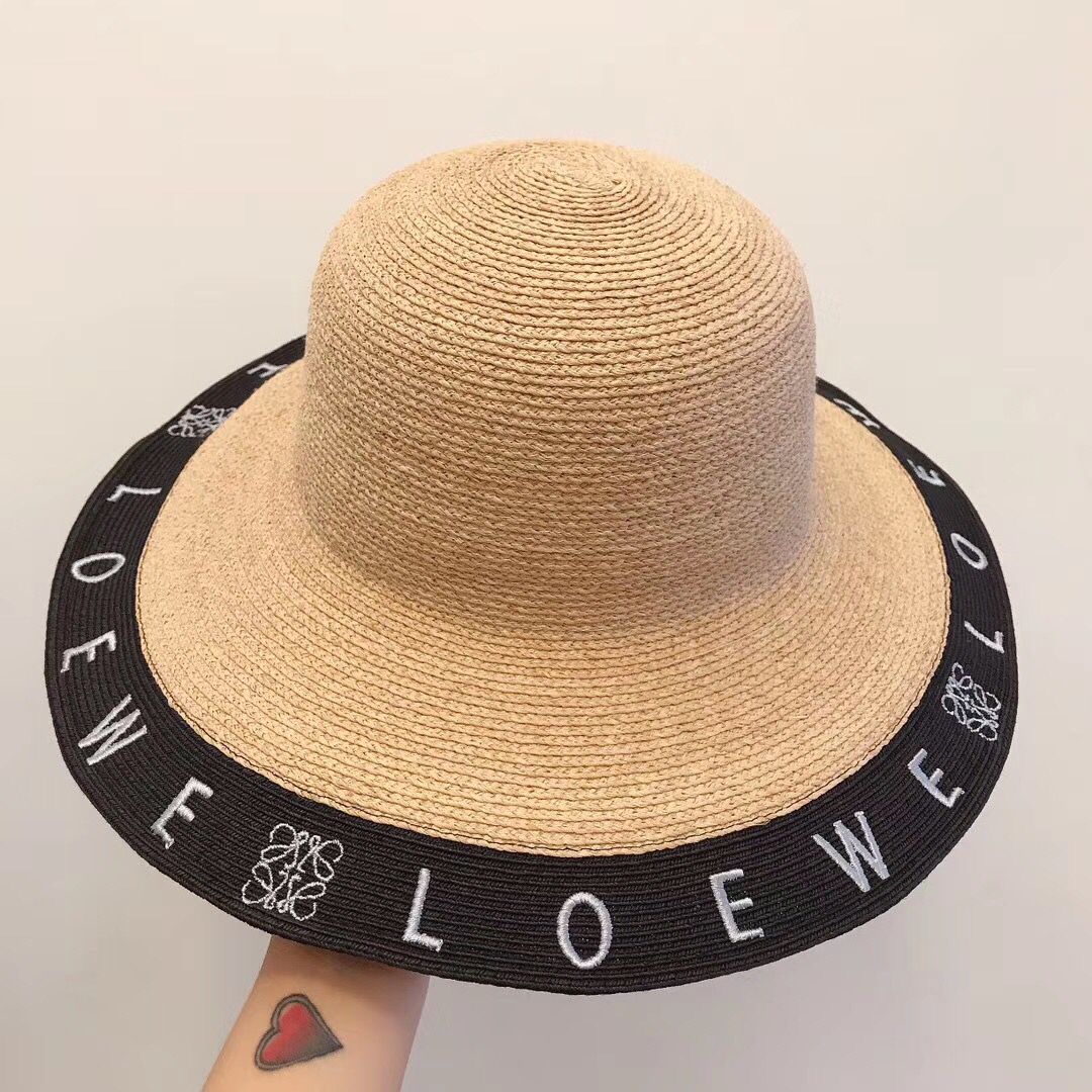 高仿罗意威女款帽子 罗意威女款帽子批发 Loewe 拉菲草刺绣盆帽 