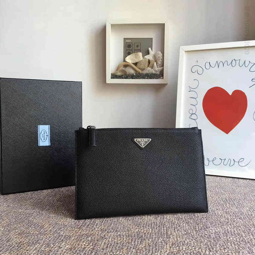 （普拉达）PRADA005E三角唛进口鹿皮纹＋内配进口羊皮手拿包