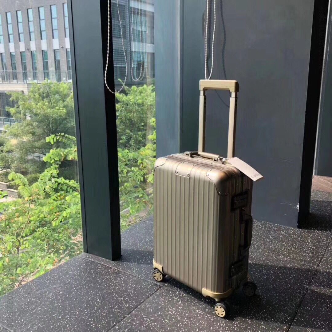 RIMOWA日默瓦925系列镁铝合金拉杆箱