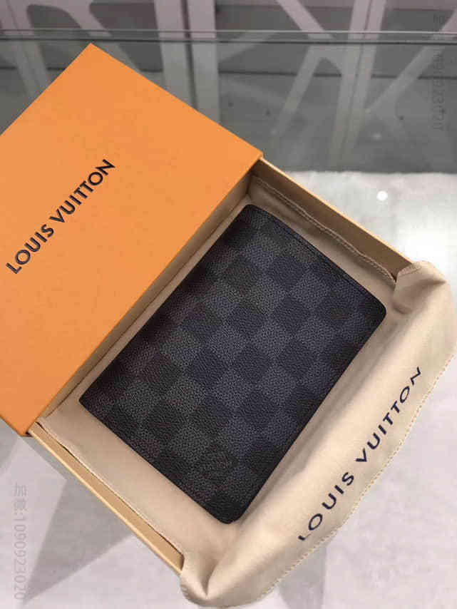 LOUIS VUITTON路易威登 LV Regular钱夹 N61226