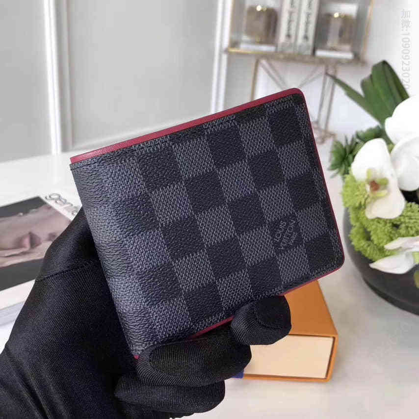 LOUIS VUITTON路易威登 LV Multiple钱夹 N63260