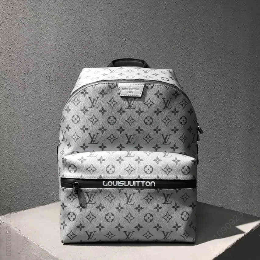 LV 18SS早春秀款银色双肩包/书包/背包M43845 正品Lv书包