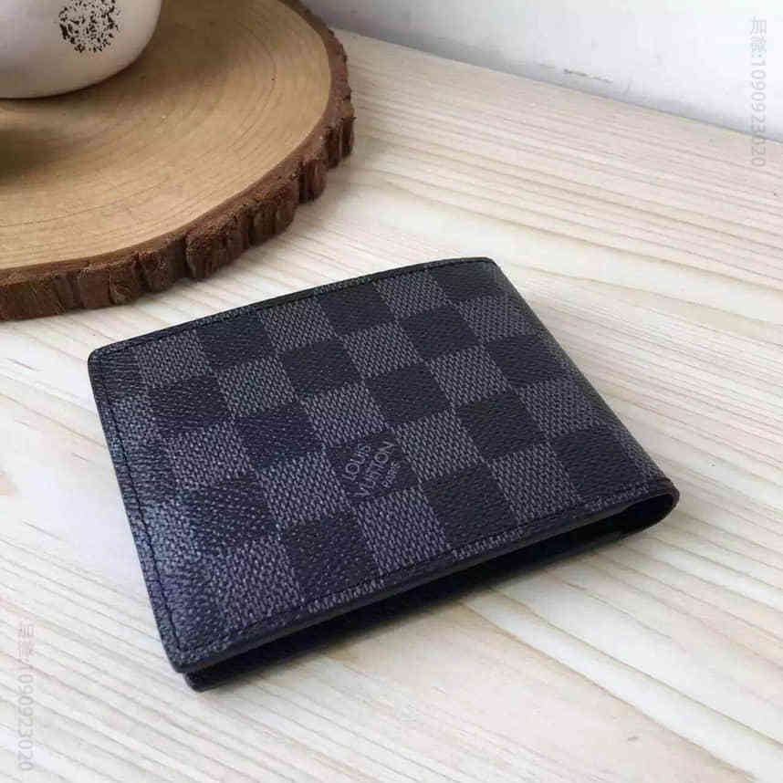 LV M60895男款西装夹 横款 男式黑格短款钱包 精仿包包与销量吗