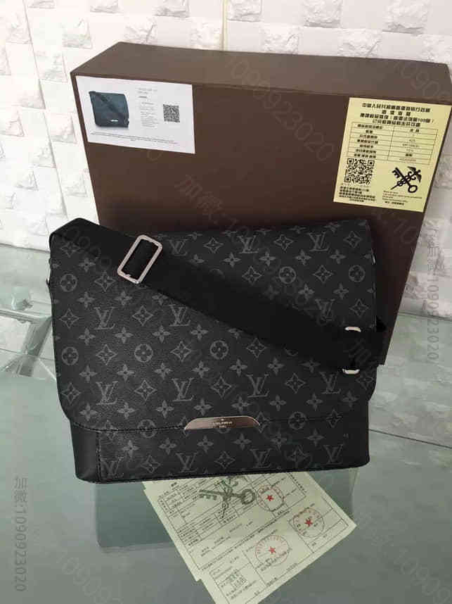 M40539_ 原单 路易威登 LV M40539藤原浩闪电系列 男士挎斜包EXPLORER中号邮差包 高仿LV斜跨包图片