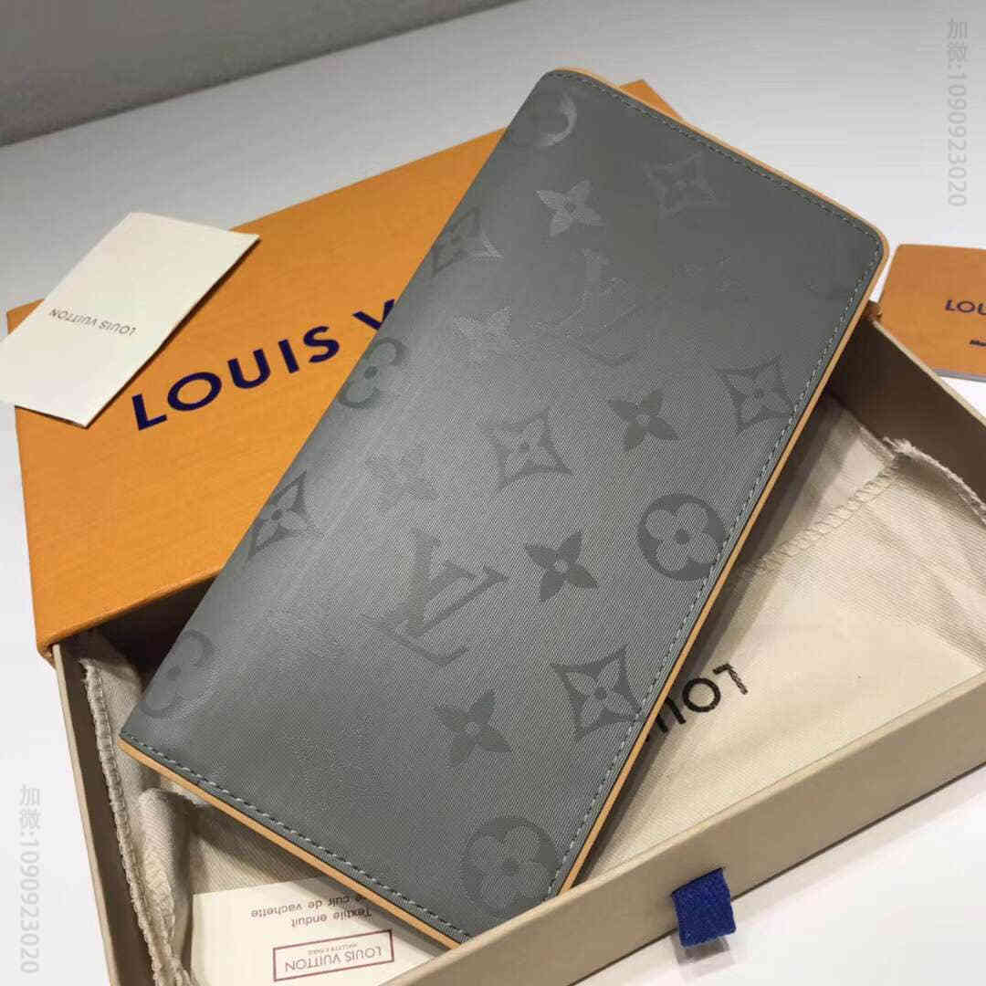 LV/路易威登 18秀款钛合金镭射帆布Brazza钱夹 M63236