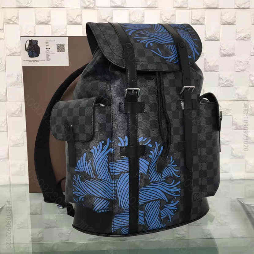 LV CHRISTOPHER 男士登山绳索花纹小号双肩包N41709