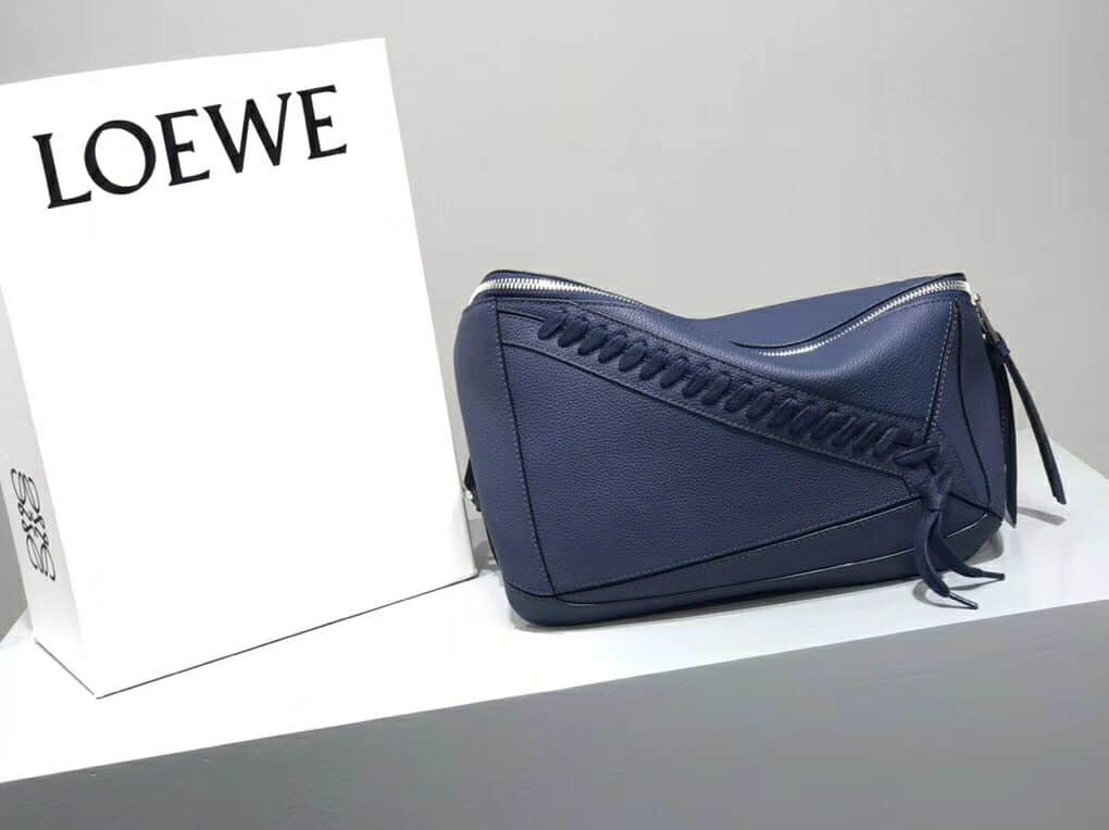 高仿罗意威男款胸包 罗意威男包Loewe Puzzle Sling Bag2023ss最新腰包/胸包男女通用 高仿罗意威胸包网站 