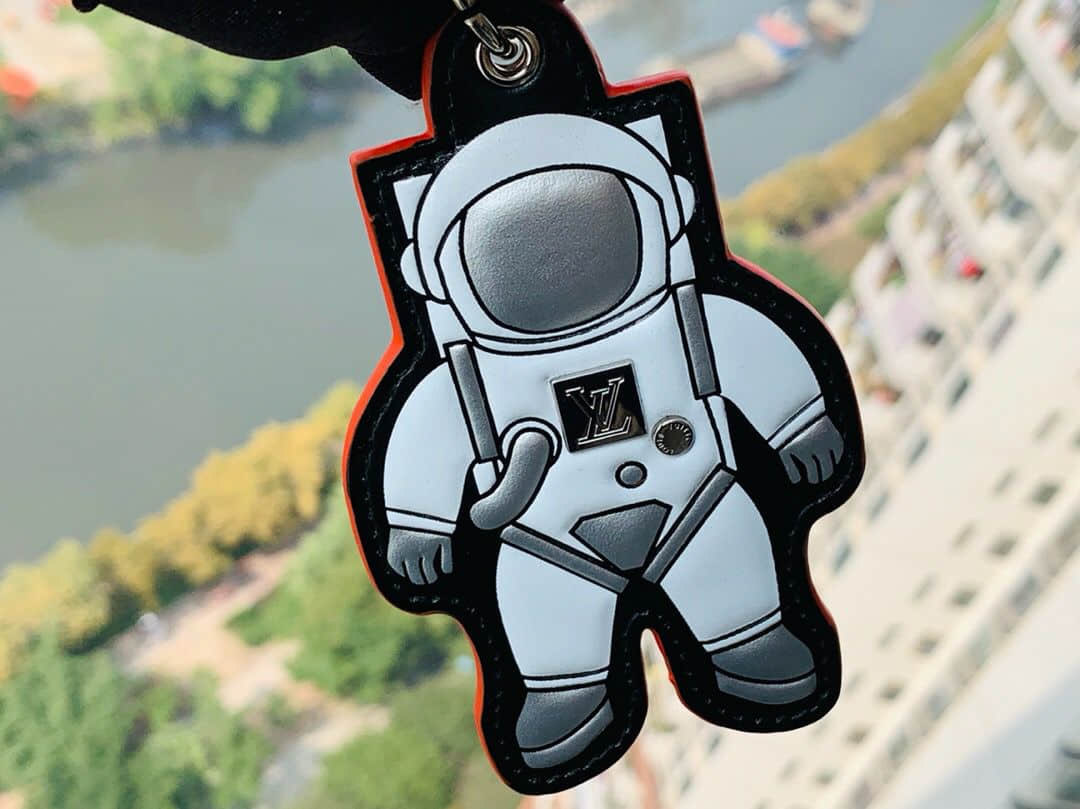 LV/路易威登 Spaceman Figurine 包饰与钥匙扣 MP2212