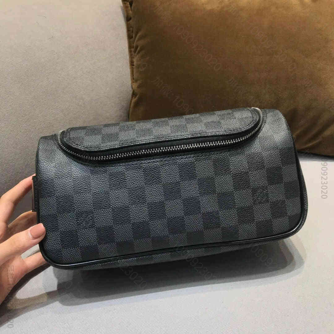 LV/路易威登 男士洗漱包