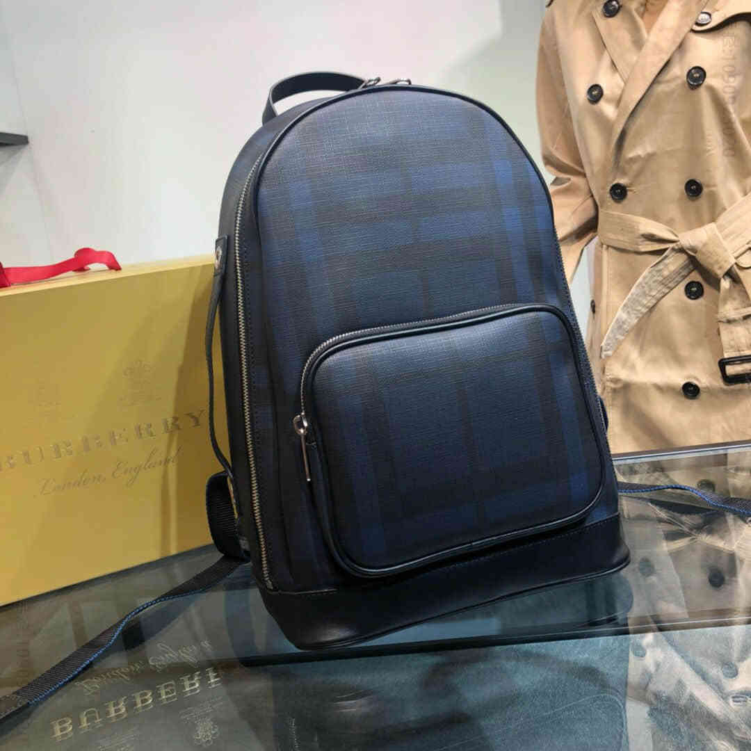 Burberry博柏利B家最新双肩包1601