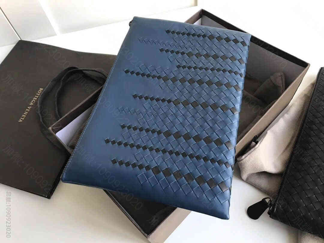 BottegaVeneta（葆蝶家）BV344679胎牛皮手包